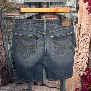 Signature by Levi’s Strauss Athletic Jean Shorts, size 36, good condition